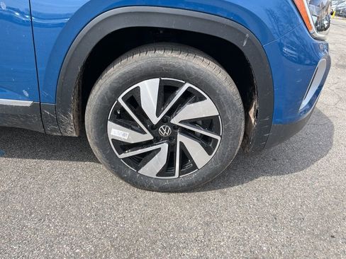 New 2026 Volkswagen Atlas SEL image 4