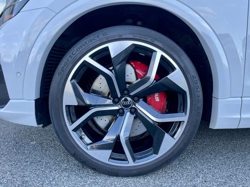 Used 2024 Audi RS Q8 4.0T image 9