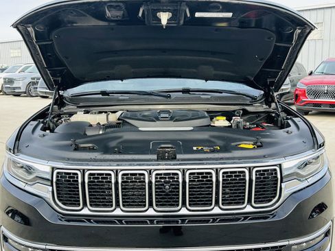 Used 2023 Jeep Wagoneer Series II w/ Convenience Group I image 50