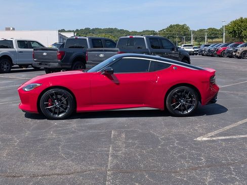 Used 2025 Nissan Z Performance w/ Floor Mat Package RWD image 5
