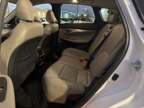 Certified 2024 INFINITI QX50 Luxe image 3