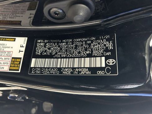 Used 2022 Toyota Prius AWD image 34