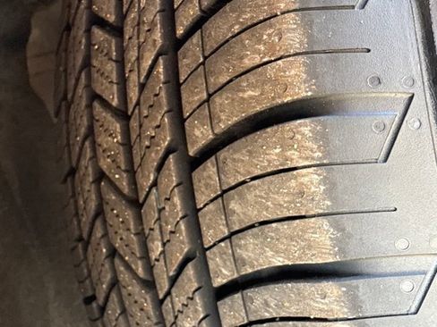 Used 2017 Chrysler Pacifica Touring-L w/ Tire & Wheel Group FWD image 41