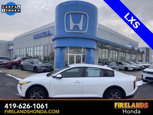 Used 2025 Kia K4 LXS image 1