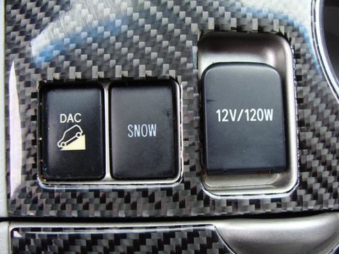 Used 2013 Toyota Highlander SE AWD/4WD image 32