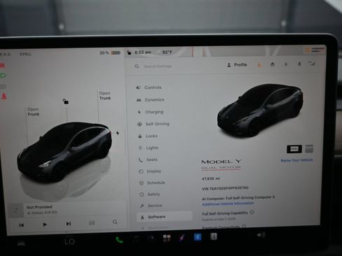 Used 2023 Tesla Model Y Performance AWD/4WD image 11