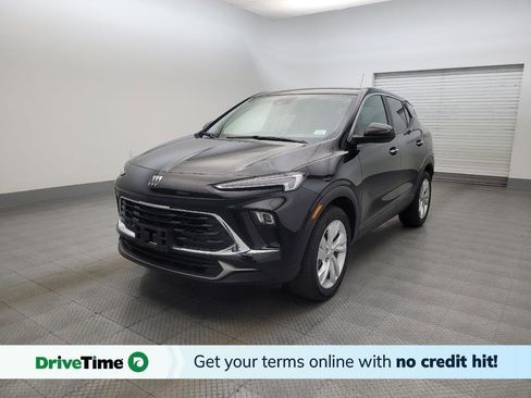 Used 2024 Buick Encore GX Preferred FWD image 1