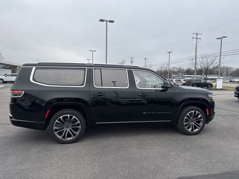 Used 2023 Jeep Grand Wagoneer L Series III w/ Rear Seat Video Group 1 image 24