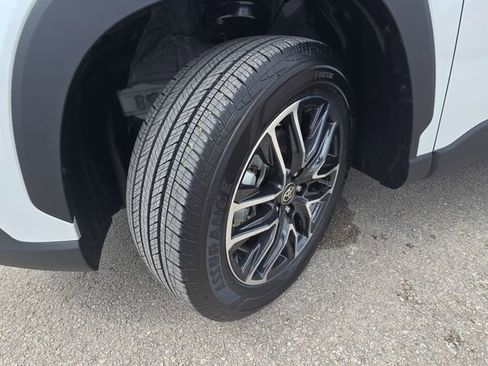 New 2026 Toyota Corolla Cross XLE image 33