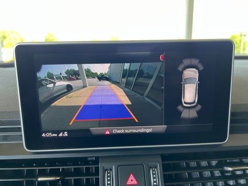 Used 2018 Audi SQ5 Premium Plus w/ Navigation Package image 20