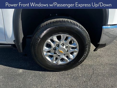 Used 2024 Chevrolet Silverado 3500 LTZ image 19