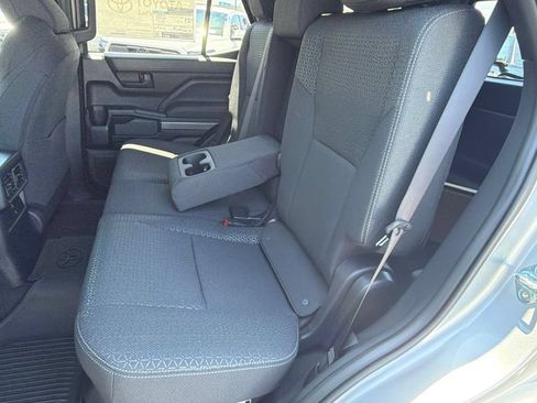New 2026 Toyota 4Runner SR5 AWD/4WD image 31