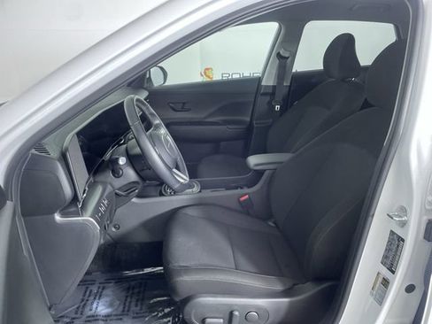 Used 2025 Hyundai Kona SEL image 19
