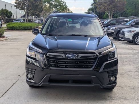 Used 2023 Subaru Forester Limited AWD/4WD image 2