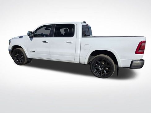 Used 2019 RAM 1500 Laramie AWD/4WD image 27