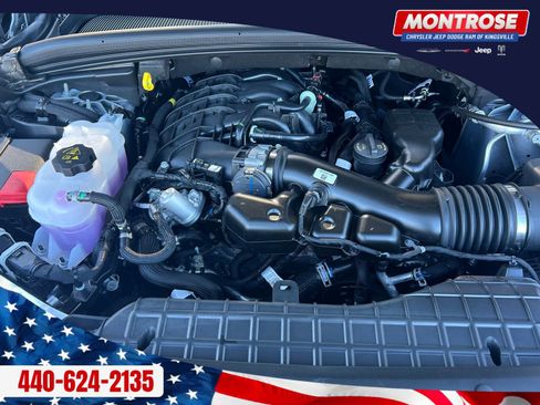 New 2025 Jeep Grand Cherokee Limited w/ Black Appearance Package image 32