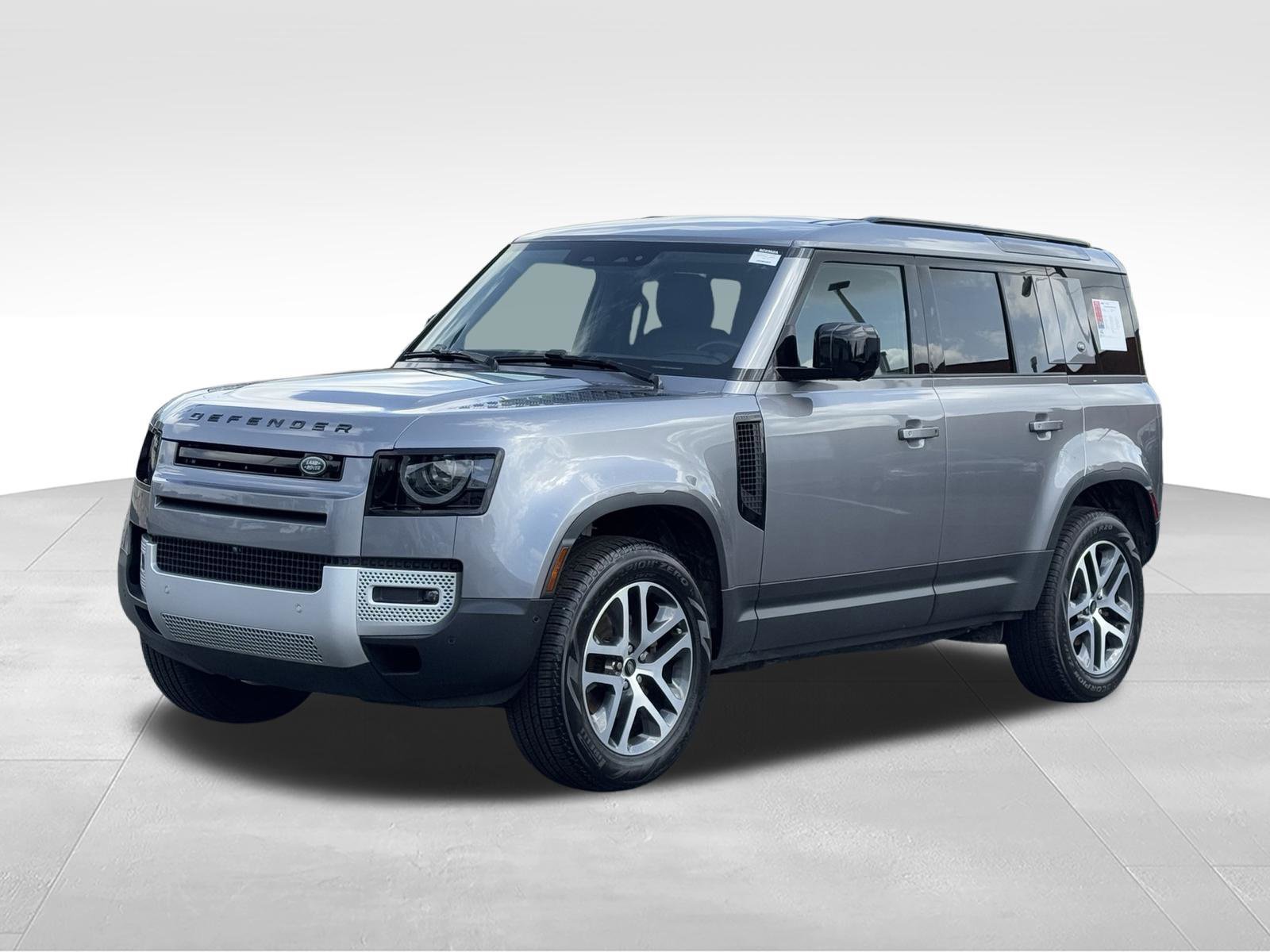 Used 2024 Land Rover Defender 110 S AWD/4WD image 9