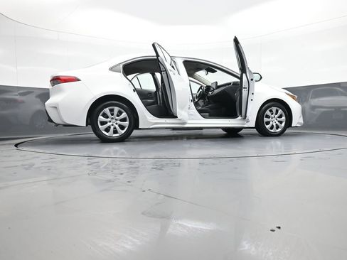 Certified 2025 Toyota Corolla LE image 47