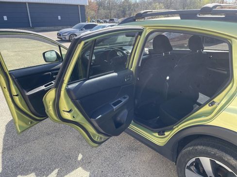 Used 2014 Subaru Crosstrek 2.0i Premium AWD/4WD image 18