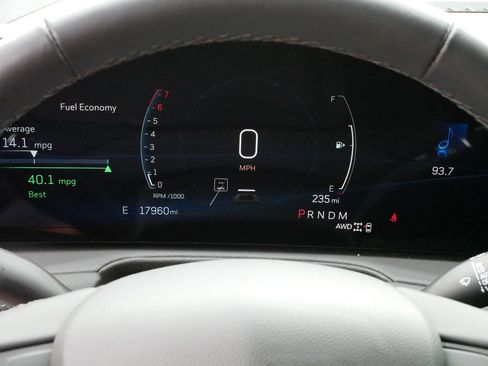 Certified 2025 Cadillac XT4 Premium Luxury image 21