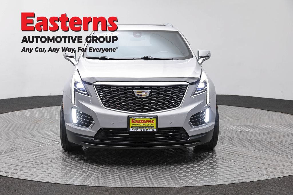 Used 2020 Cadillac XT5 Premium Luxury FWD image 2