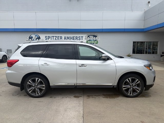 Used 2018 Nissan Pathfinder Platinum AWD/4WD image 12