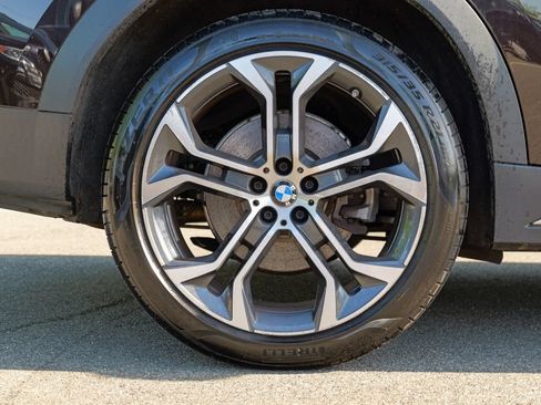 Used 2021 BMW X6 xDrive40i w/ Premium Package 2 AWD/4WD image 11
