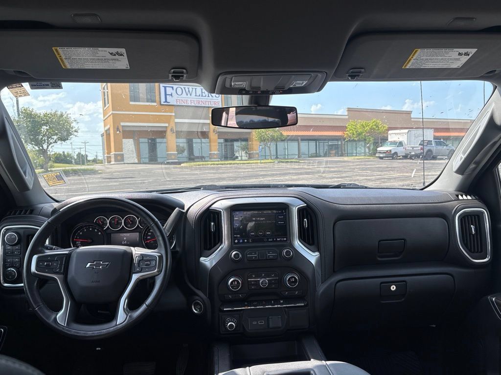 Used 2022 Chevrolet Silverado 1500 RST AWD/4WD image 12