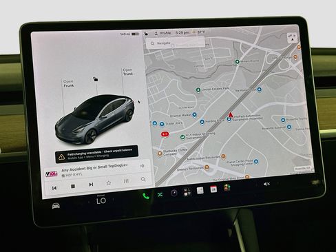 Used 2018 Tesla Model 3 Long Range RWD image 19