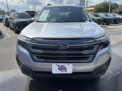 Certified 2025 Subaru Forester Limited AWD/4WD image 8