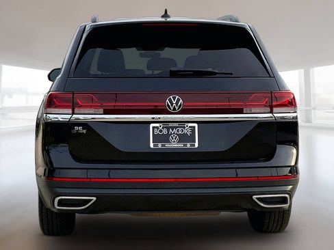 Used 2024 Volkswagen Atlas SE FWD image 4