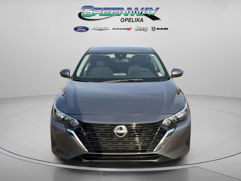 Used 2024 Nissan Sentra S image 6