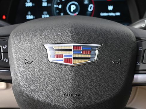Used 2023 Cadillac CT4 Premium Luxury RWD image 35
