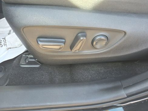 Used 2024 Toyota RAV4 XLE image 22