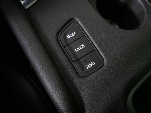 Used 2019 Cadillac XT5 Platinum image 30