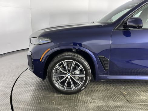 Certified 2025 BMW X5 xDrive40i image 4