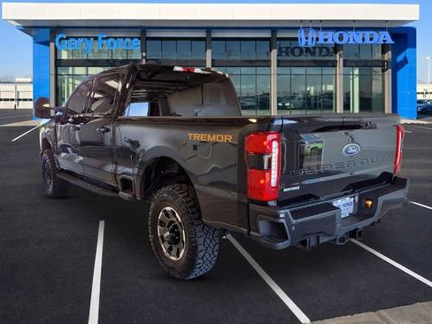 Used 2023 Ford F250 Lariat w/ Tremor Off-Road Package AWD/4WD image 3
