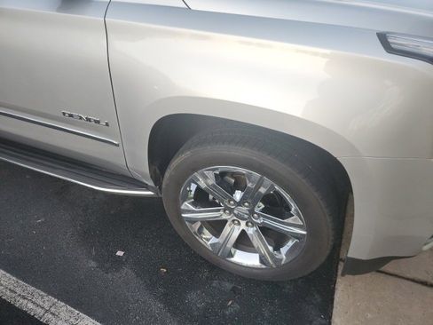 Used 2017 GMC Yukon Denali w/ Open Road Package image 16