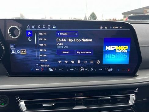 Certified 2024 Chevrolet Traverse LT image 16