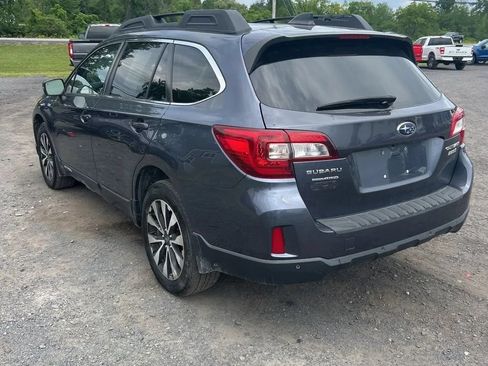 Used 2017 Subaru Outback 2.5i Limited AWD/4WD image 5