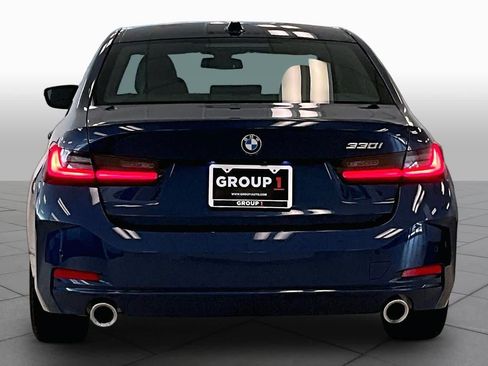 Used 2023 BMW 330i Sedan w/ Premium Package RWD image 4