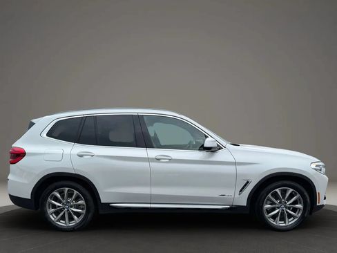 Used 2018 BMW X3 xDrive30i AWD/4WD image 4