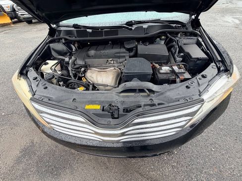 Used 2010 Toyota Venza AWD w/ Convenience Pkg image 12