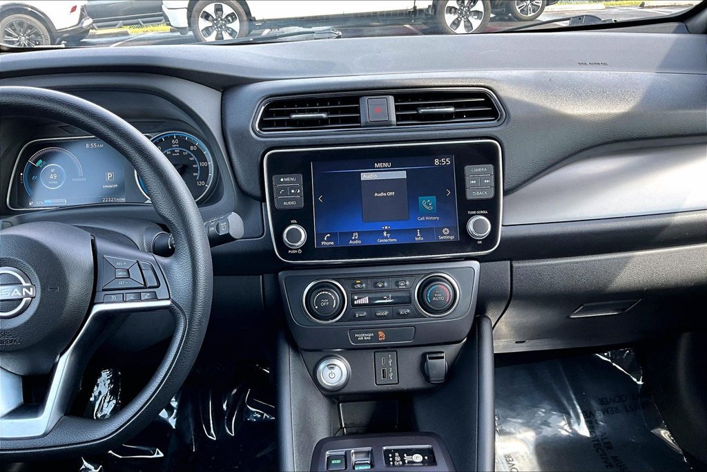 Used 2025 Nissan Leaf S FWD image 11