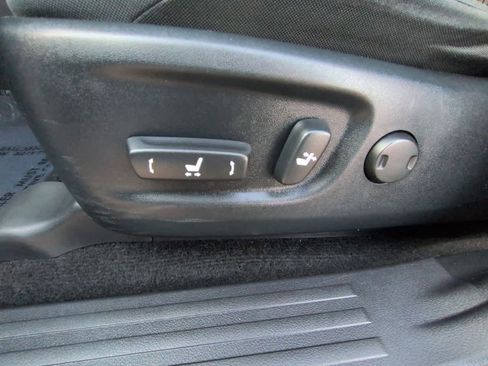 Used 2024 Toyota 4Runner TRD Off-Road image 17