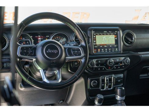 Used 2021 Jeep Wrangler Unlimited Sahara AWD/4WD image 34