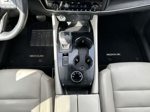 Used 2021 Nissan Rogue SL w/ Premium Package AWD/4WD image 21