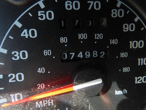 Used 2002 MAZDA B-Series Pickup DS image 16