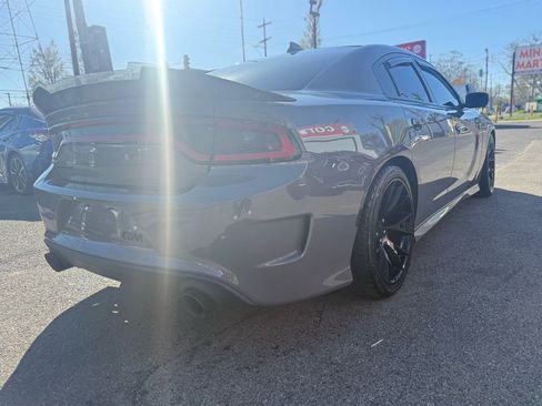 Used 2018 Dodge Charger R/T Scat Pack RWD image 6