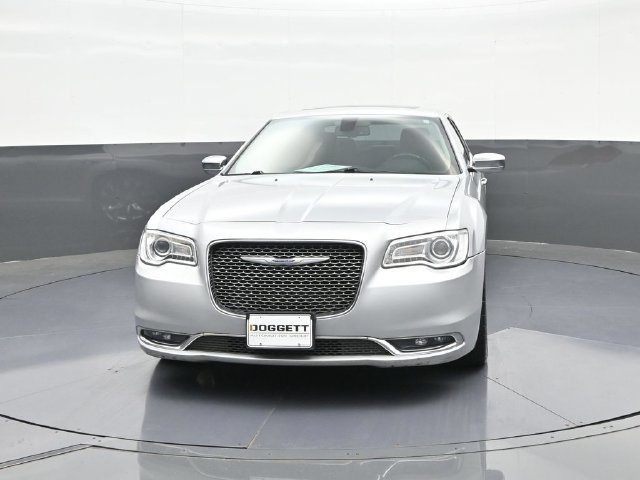 Used 2020 Chrysler 300 Limited RWD image 27